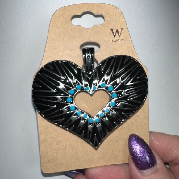 Silver Tone and Turquoise Colored Heart Magnetic Pendant - Picture 4 of 4